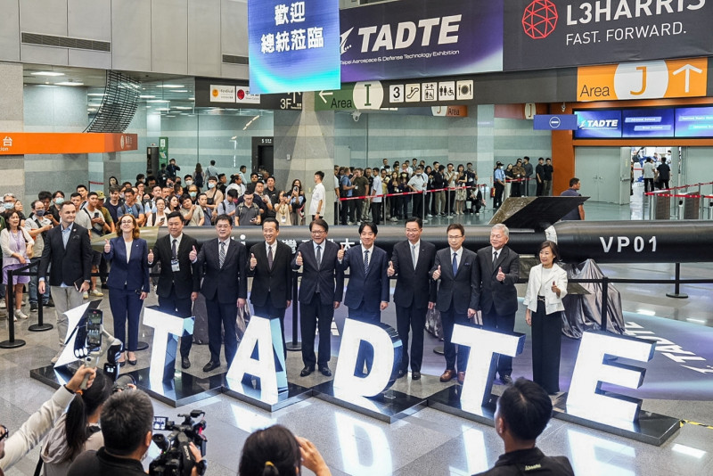 賴總統也比讚！航太國防展搬來實體火箭 台灣晉陞盼早日在台灣升空